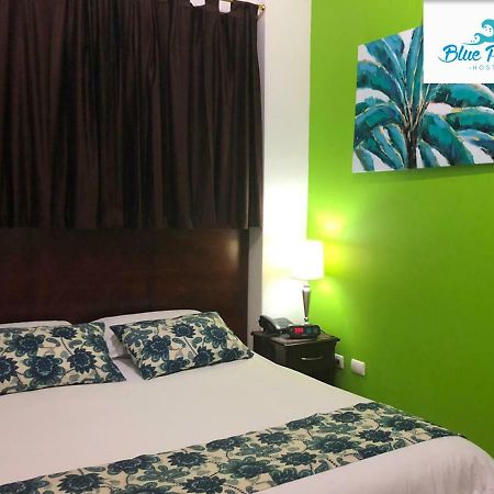 Hostal Blue Pacific Manta Exterior foto